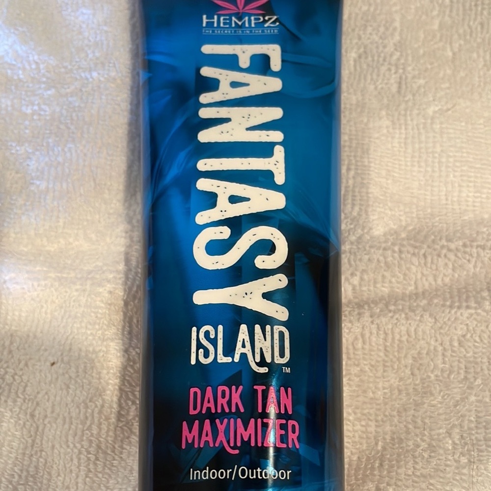 Hemp Fantasy Island Dark Tan Maximizer Indoor/Outdoor 9.5oz